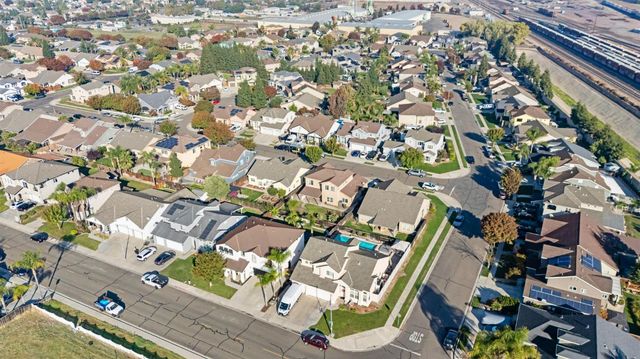 3258 Lemmons St, Riverbank, CA 95367