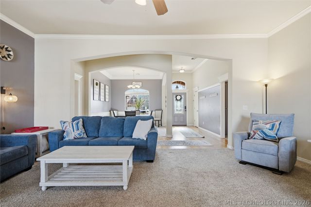 21621 E 105th Street S, Broken Arrow, OK 74014