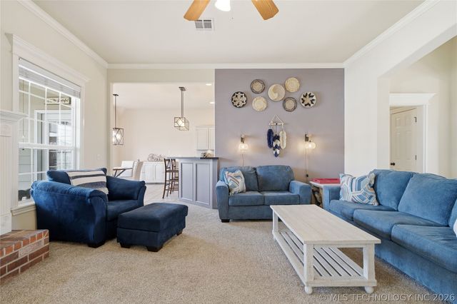 21621 E 105th Street S, Broken Arrow, OK 74014