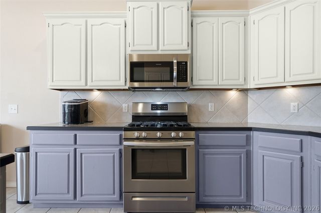 21621 E 105th Street S, Broken Arrow, OK 74014