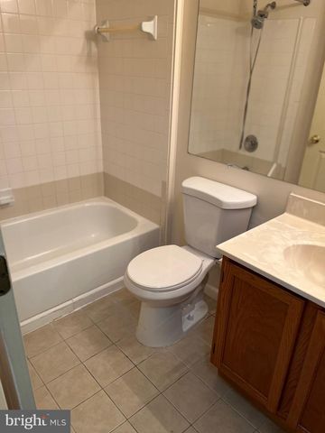 33 HIDDENCREEK CT, Owings Mills, MD 21117
