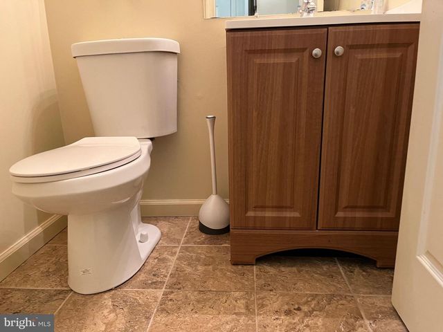33 HIDDENCREEK CT, Owings Mills, MD 21117