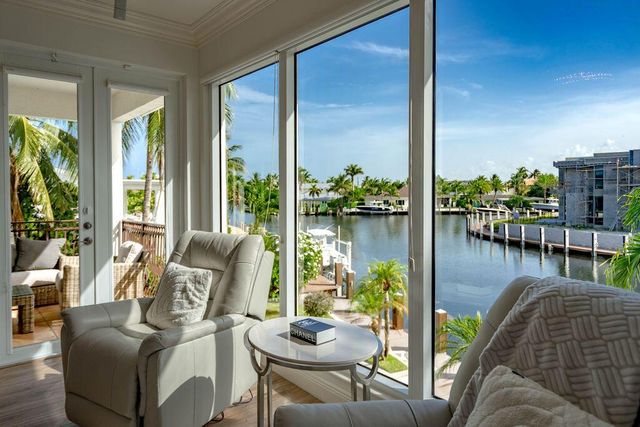 2530 NE 31ST Court, Lighthouse Point, FL 33064