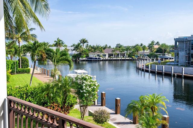 2530 NE 31ST Court, Lighthouse Point, FL 33064