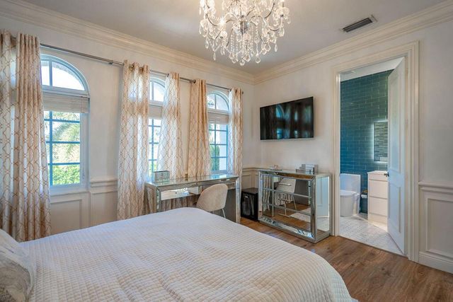 2530 NE 31ST Court, Lighthouse Point, FL 33064