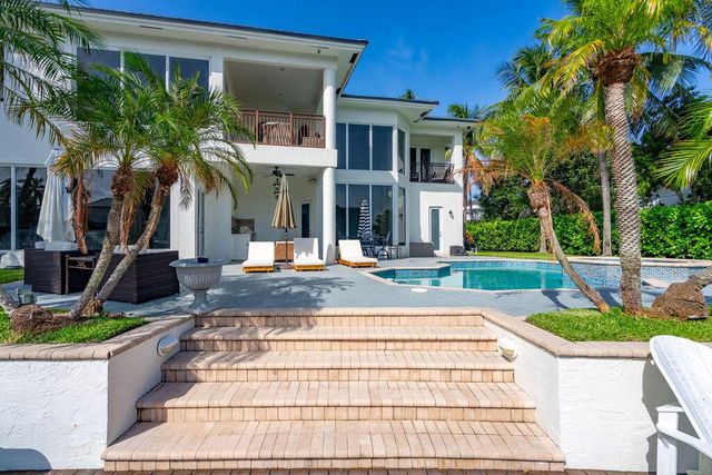 2530 NE 31ST Court, Lighthouse Point, FL 33064