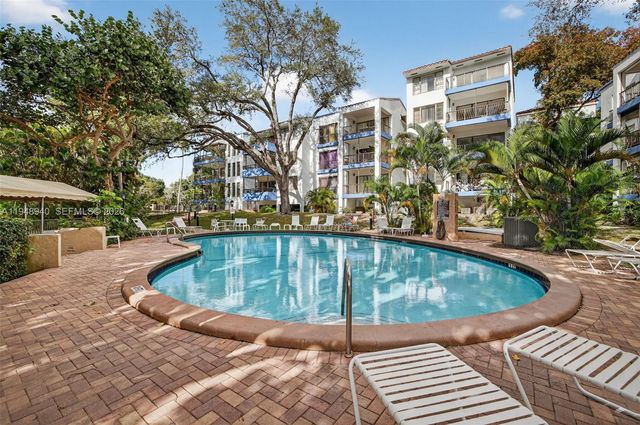 6060 S Falls Cir Dr 306, Lauderhill, FL 33319