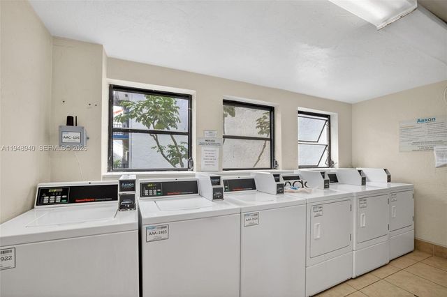 6060 S Falls Cir Dr 306, Lauderhill, FL 33319