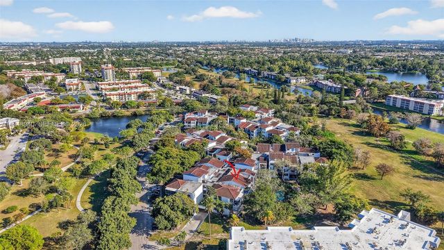 6060 S Falls Cir Dr 306, Lauderhill, FL 33319