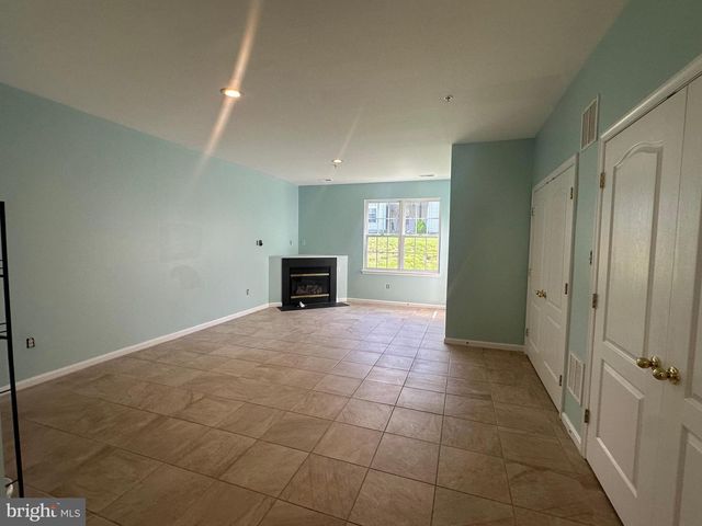 8458 CHARMED DAYS, Laurel, MD 20723