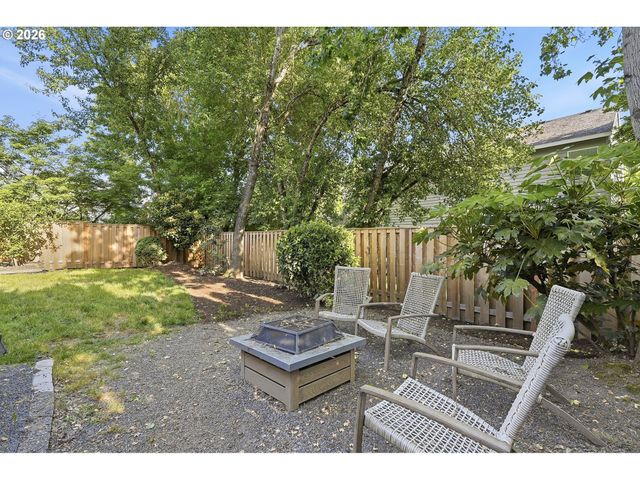 17132 Sw WOODHAVEN Dr, Sherwood, OR 97140