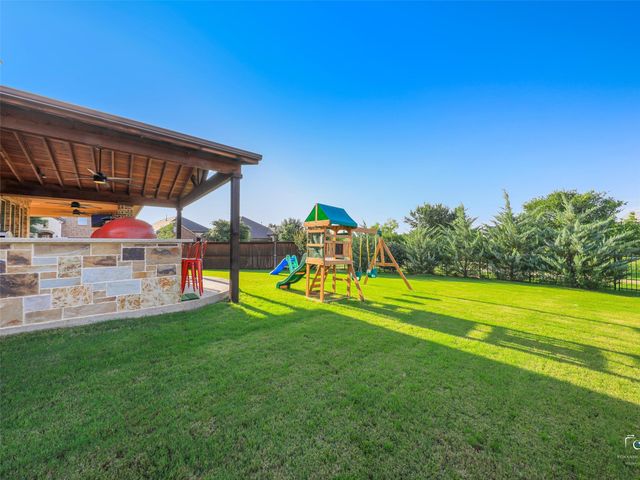 1635 Grove Drive, Celina, TX 75009