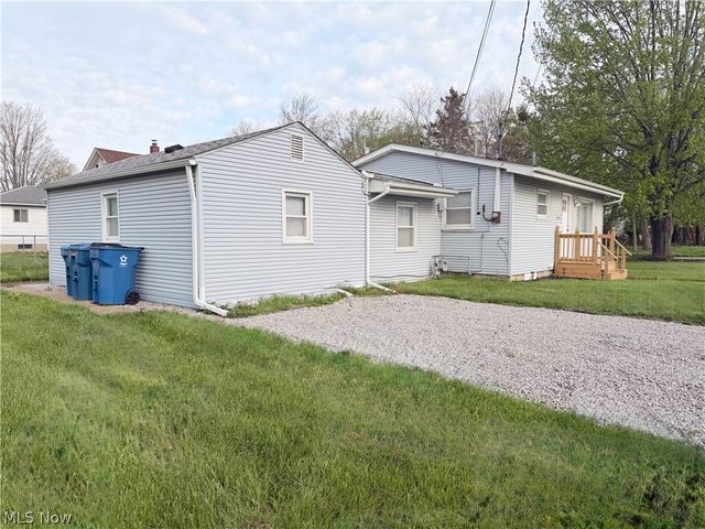 2014 Pole Avenue, Lorain, OH 44052