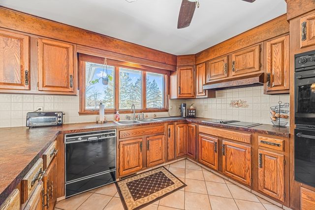 67 Boynton Avenue, South Hadley, MA 01075