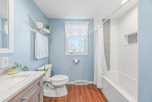 67 Boynton Avenue, South Hadley, MA 01075