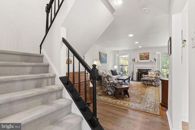289 TULIP TREE CT, Blue Bell, PA 19422