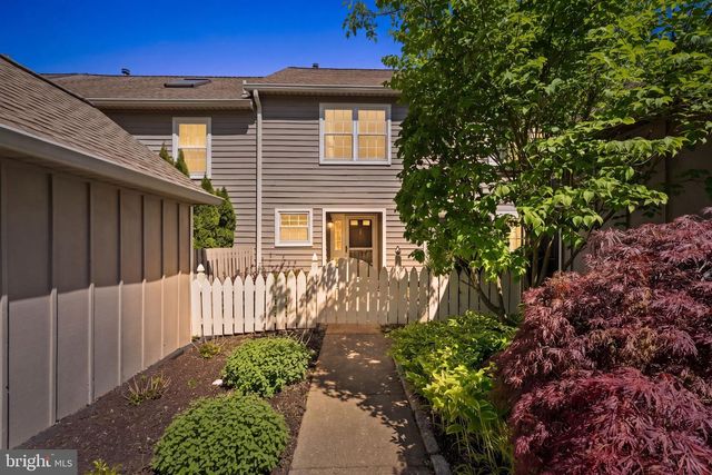289 TULIP TREE CT, Blue Bell, PA 19422