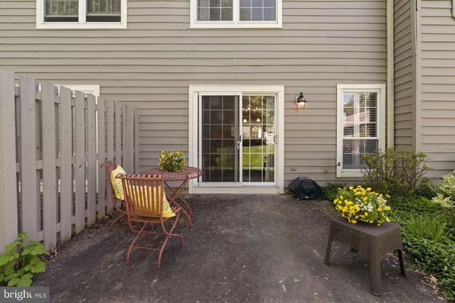 289 TULIP TREE CT, Blue Bell, PA 19422