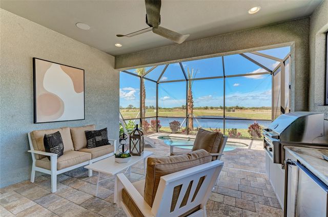 264 VAN GOGH COVE, Bradenton, FL 34212