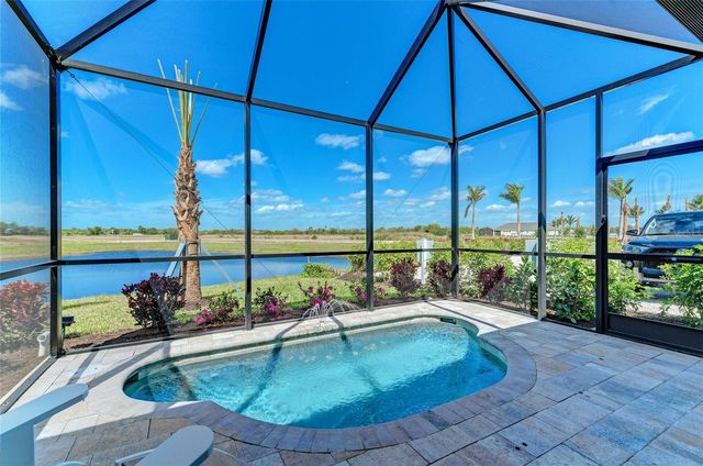 264 VAN GOGH COVE, Bradenton, FL 34212