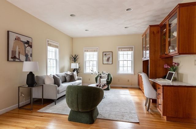 21 Bryant Rd, Lexington, MA 02420
