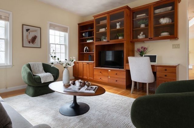 21 Bryant Rd, Lexington, MA 02420