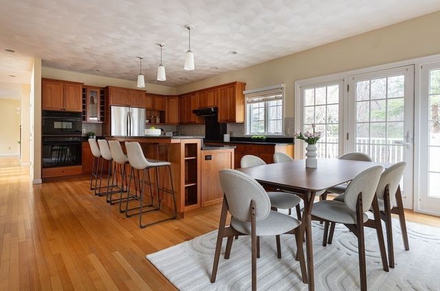 21 Bryant Rd, Lexington, MA 02420