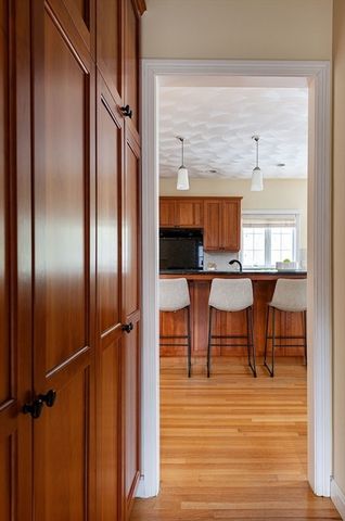 21 Bryant Rd, Lexington, MA 02420