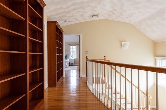 21 Bryant Rd, Lexington, MA 02420