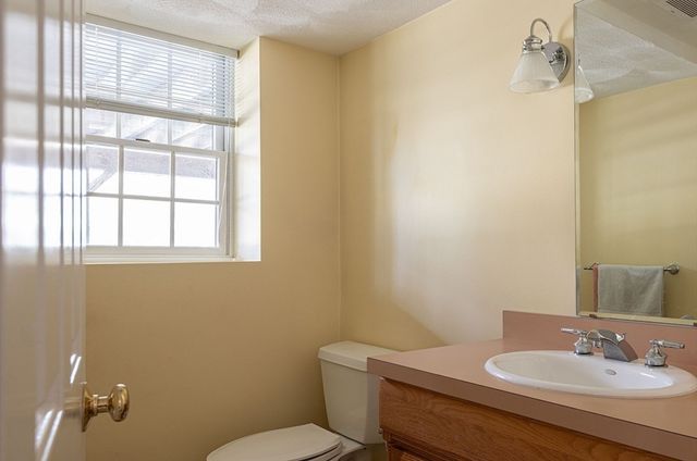 21 Bryant Rd, Lexington, MA 02420