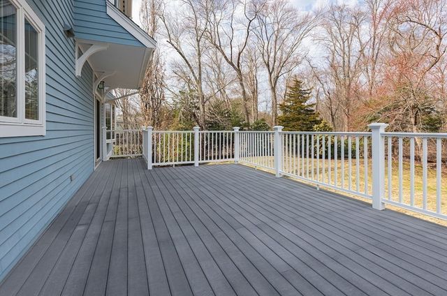 21 Bryant Rd, Lexington, MA 02420