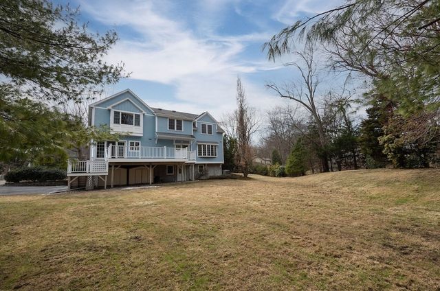 21 Bryant Rd, Lexington, MA 02420