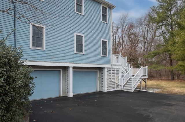 21 Bryant Rd, Lexington, MA 02420