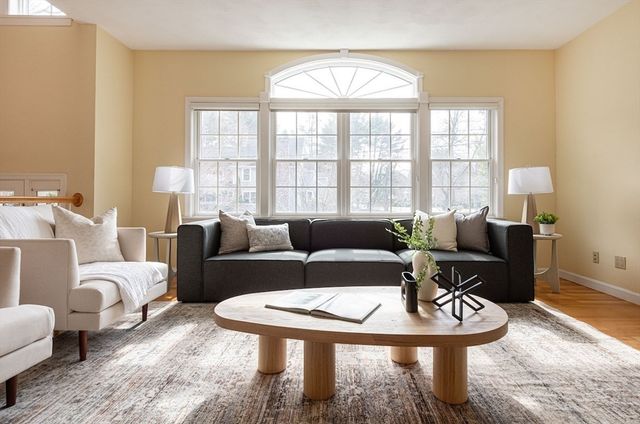 21 Bryant Rd, Lexington, MA 02420