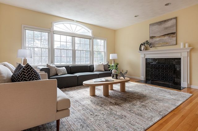 21 Bryant Rd, Lexington, MA 02420