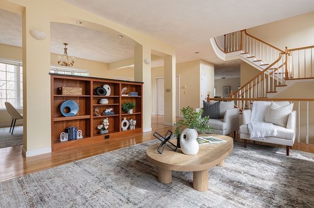 21 Bryant Rd, Lexington, MA 02420