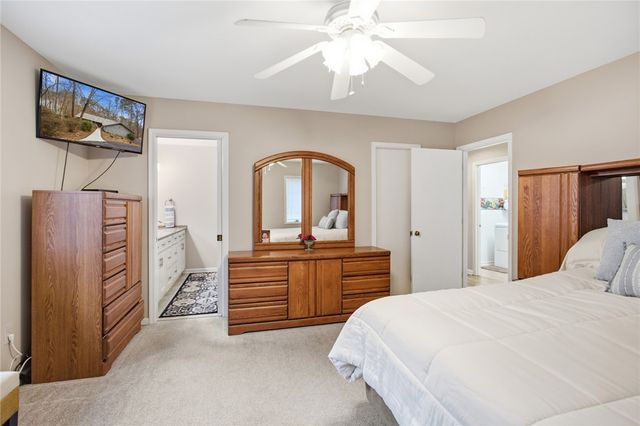 21 Starboard Tack Drive, Salem, SC 29676