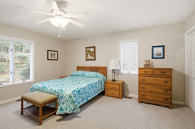 21 Starboard Tack Drive, Salem, SC 29676