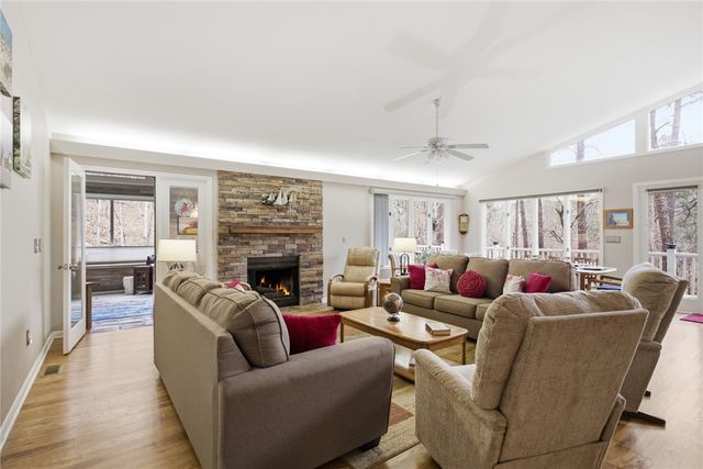 21 Starboard Tack Drive, Salem, SC 29676