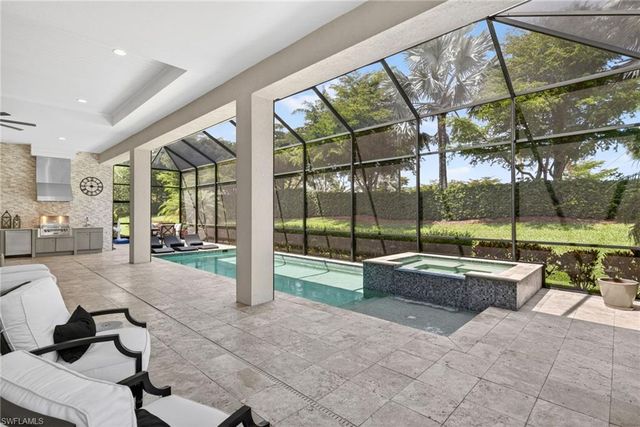 14179 Charthouse CT, Naples, FL 34114