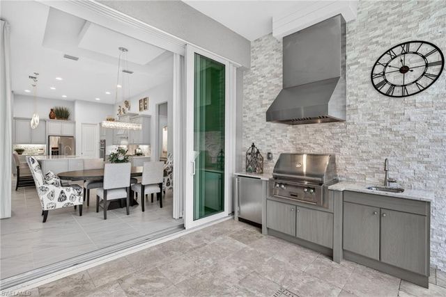 14179 Charthouse CT, Naples, FL 34114
