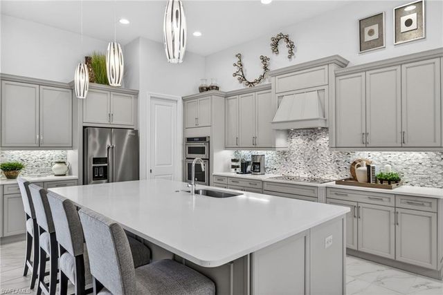 14179 Charthouse CT, Naples, FL 34114