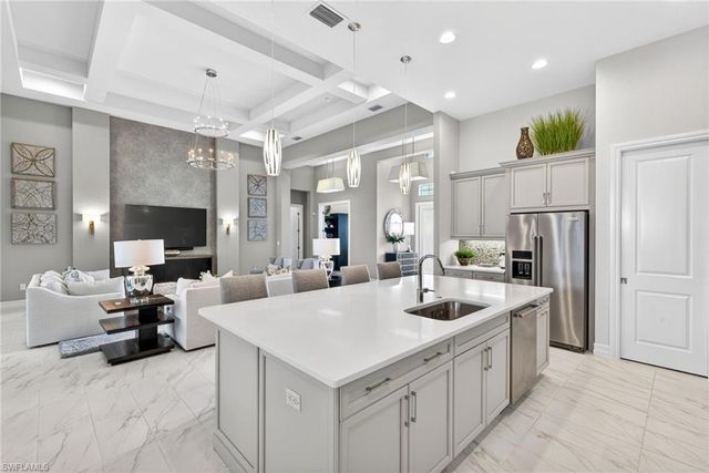 14179 Charthouse CT, Naples, FL 34114