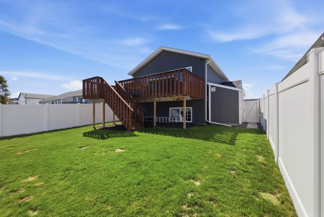 1034 29th Avenue W, West Fargo, ND 58078