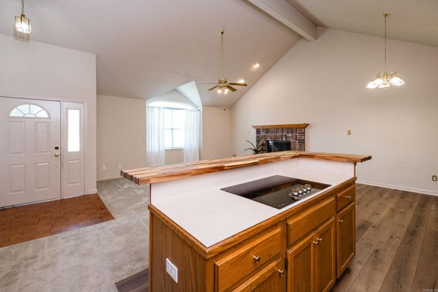 97 Emerald Drive, Maumelle, AR 72113