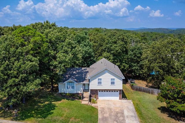 97 Emerald Drive, Maumelle, AR 72113