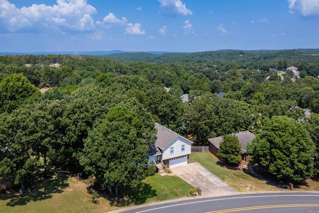 97 Emerald Drive, Maumelle, AR 72113