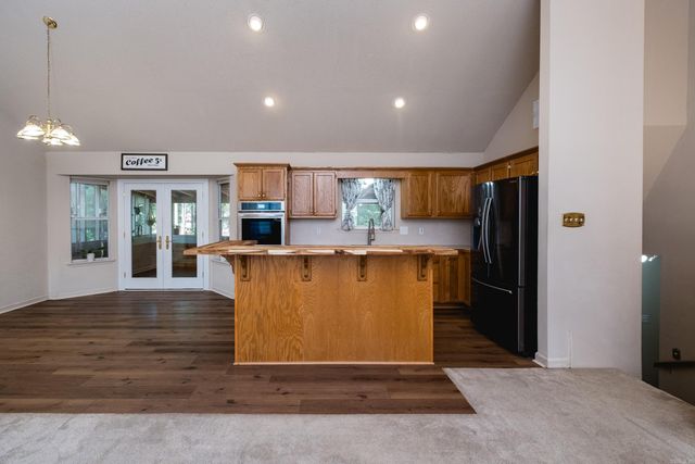 97 Emerald Drive, Maumelle, AR 72113