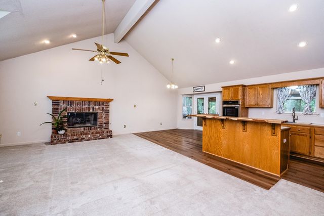 97 Emerald Drive, Maumelle, AR 72113