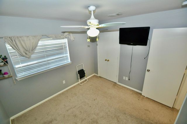 3239 Beran Drive, Houston, TX 77045